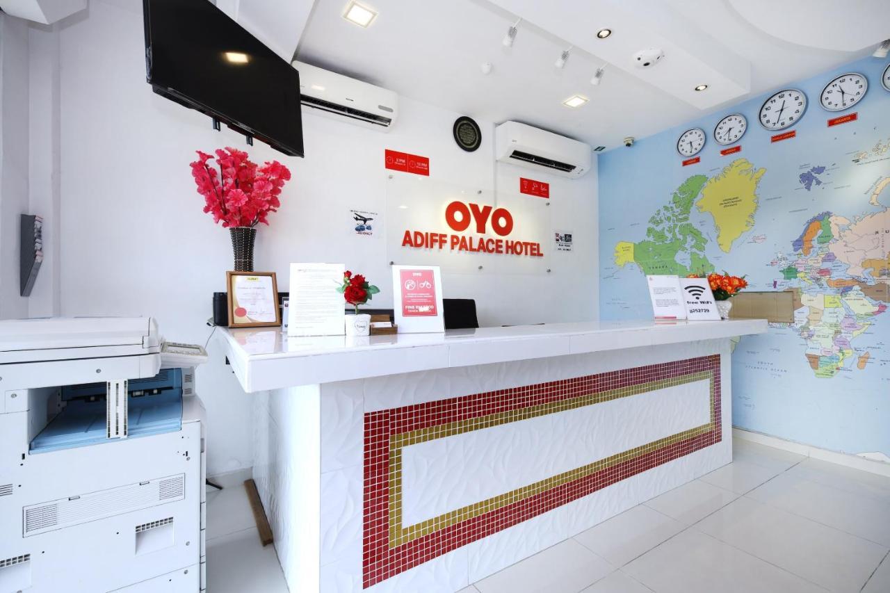 Super Oyo 414 Adiff Palace Hotel Sepang Esterno foto